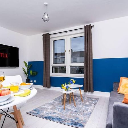 Cheerful Homely Apartment: Cozy Stay Near Glasgow Airport Exterior photo